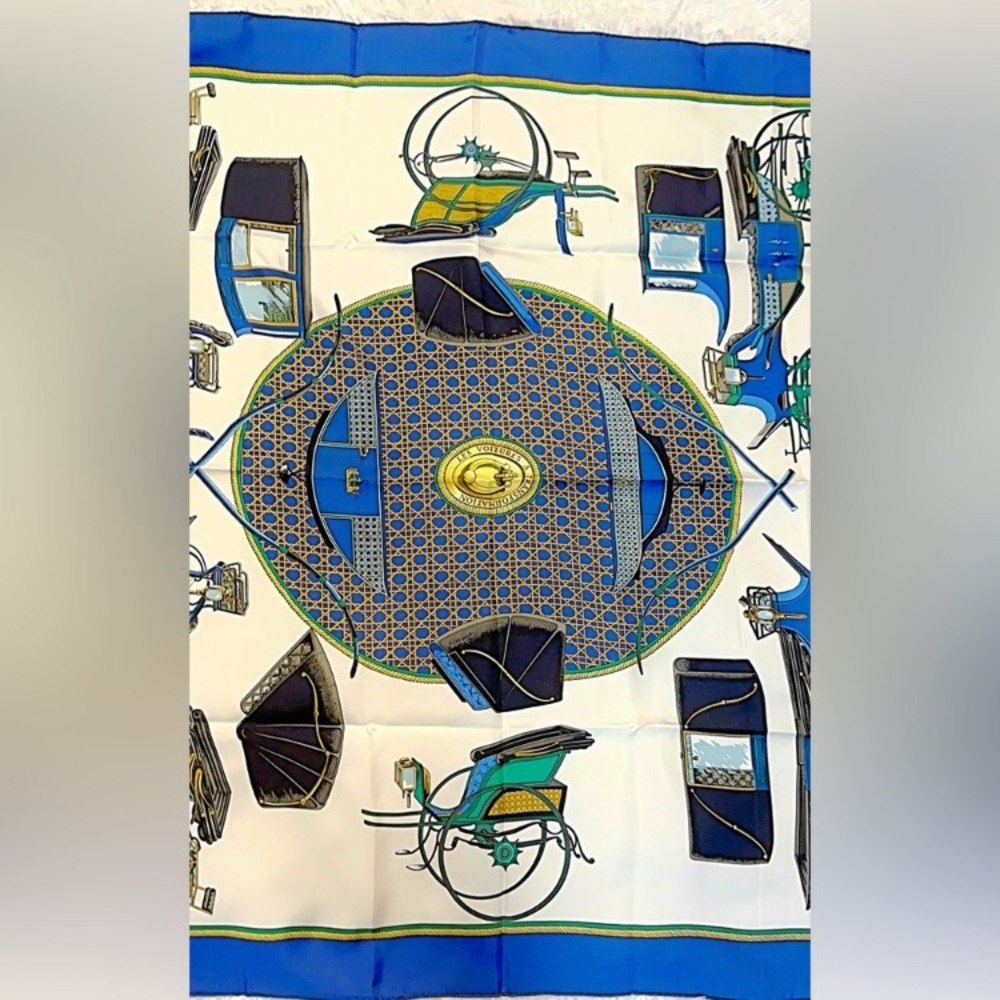 Hermès Silk Scarf –“La Térée” by Françoise de la Perrière | Paper Bag included - Picture 13 of 13